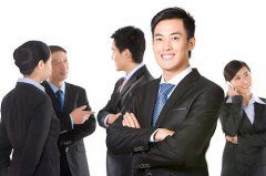 企業(yè)定做工作服有哪些價(jià)值？